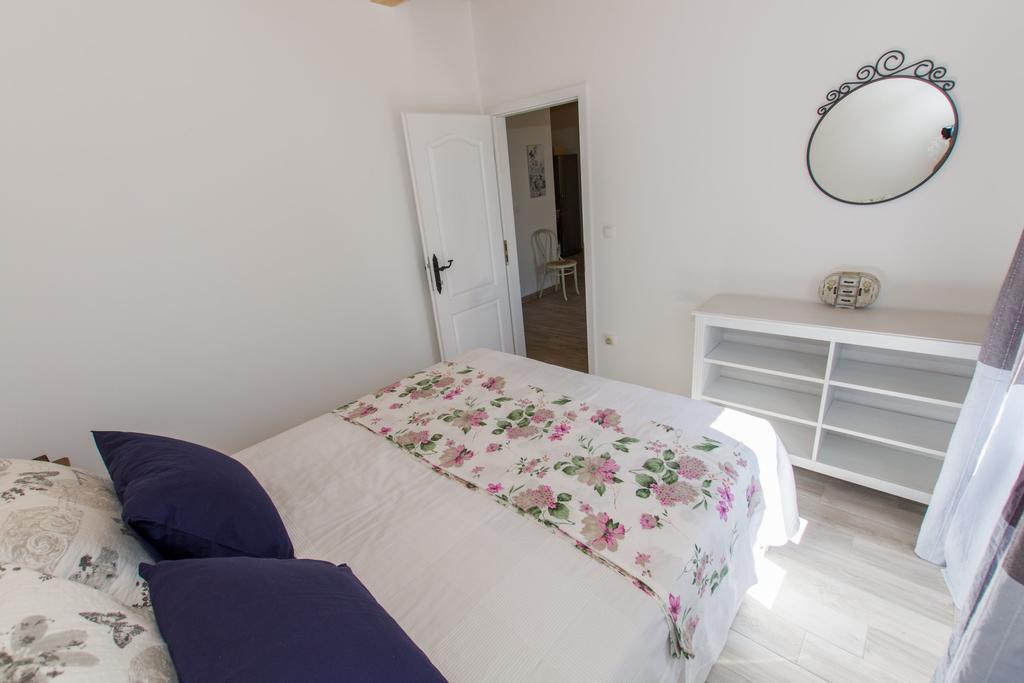 Summer Apartment Макарска Екстериор снимка