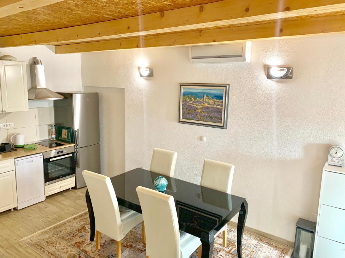 Summer Apartment Макарска Екстериор снимка